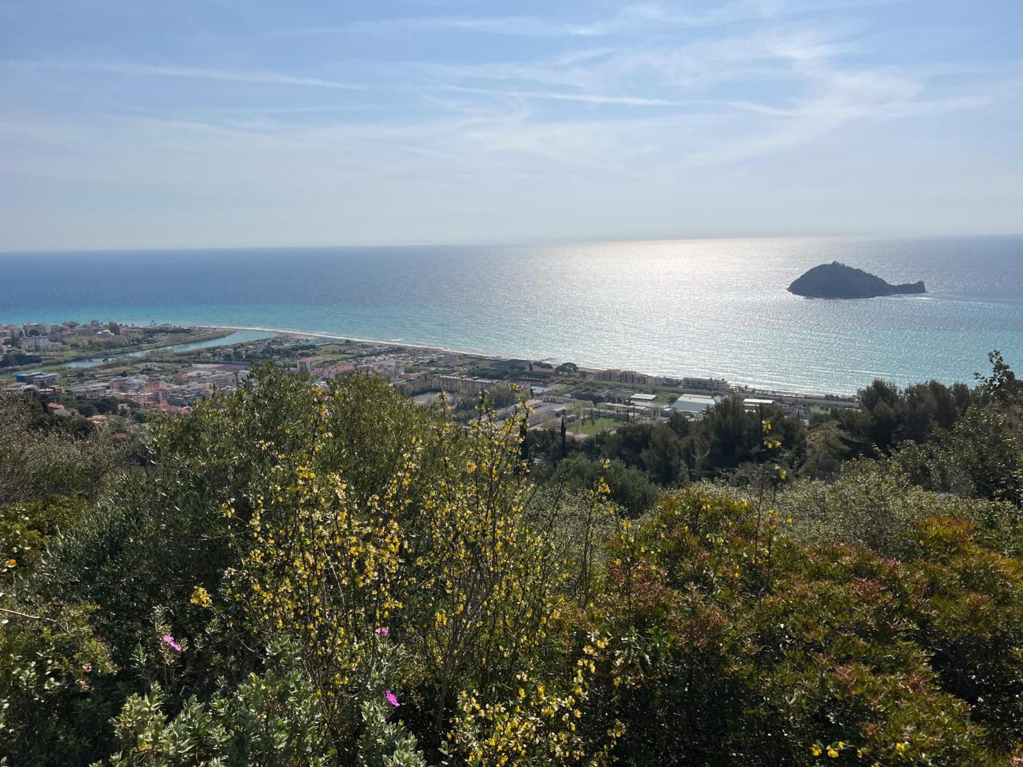 Ines Rivieraholiday Albenga Exterior foto