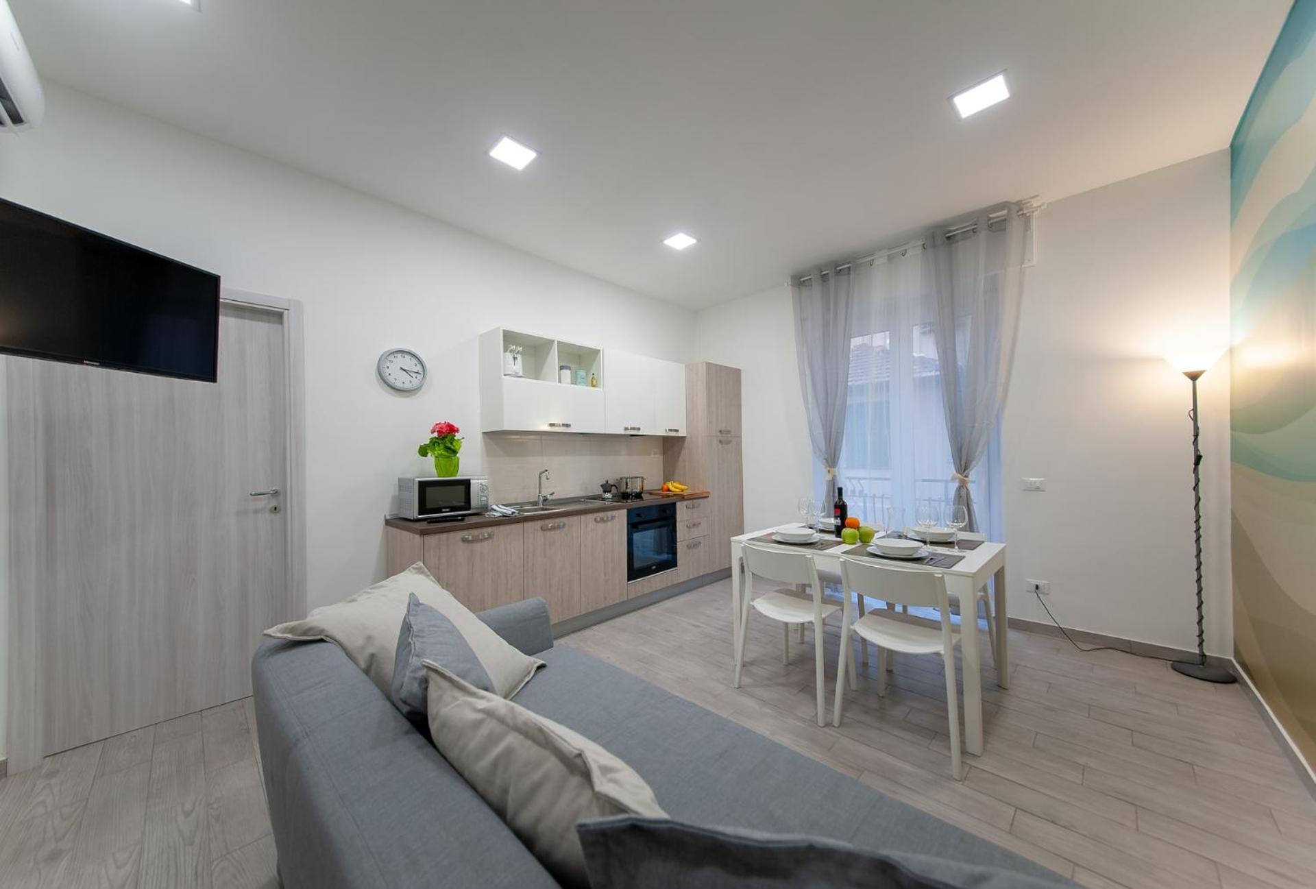 Ines Rivieraholiday Albenga Exterior foto
